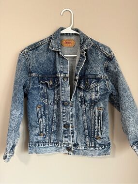 Levi’s Vintage Blue Acid Wash Denim Jacket